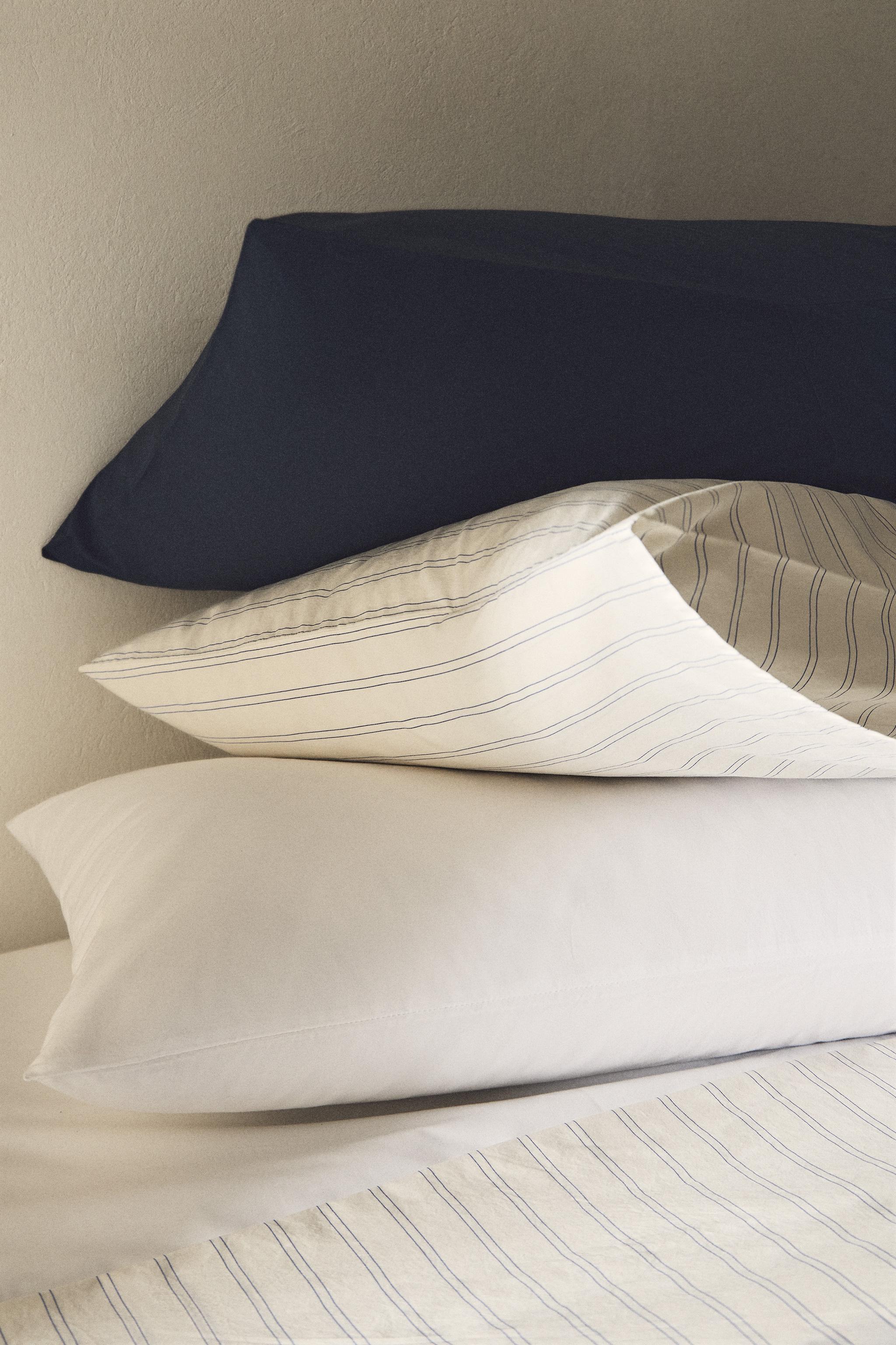 TAIE D’OREILLER DOUBLE RAYURES EN COTON